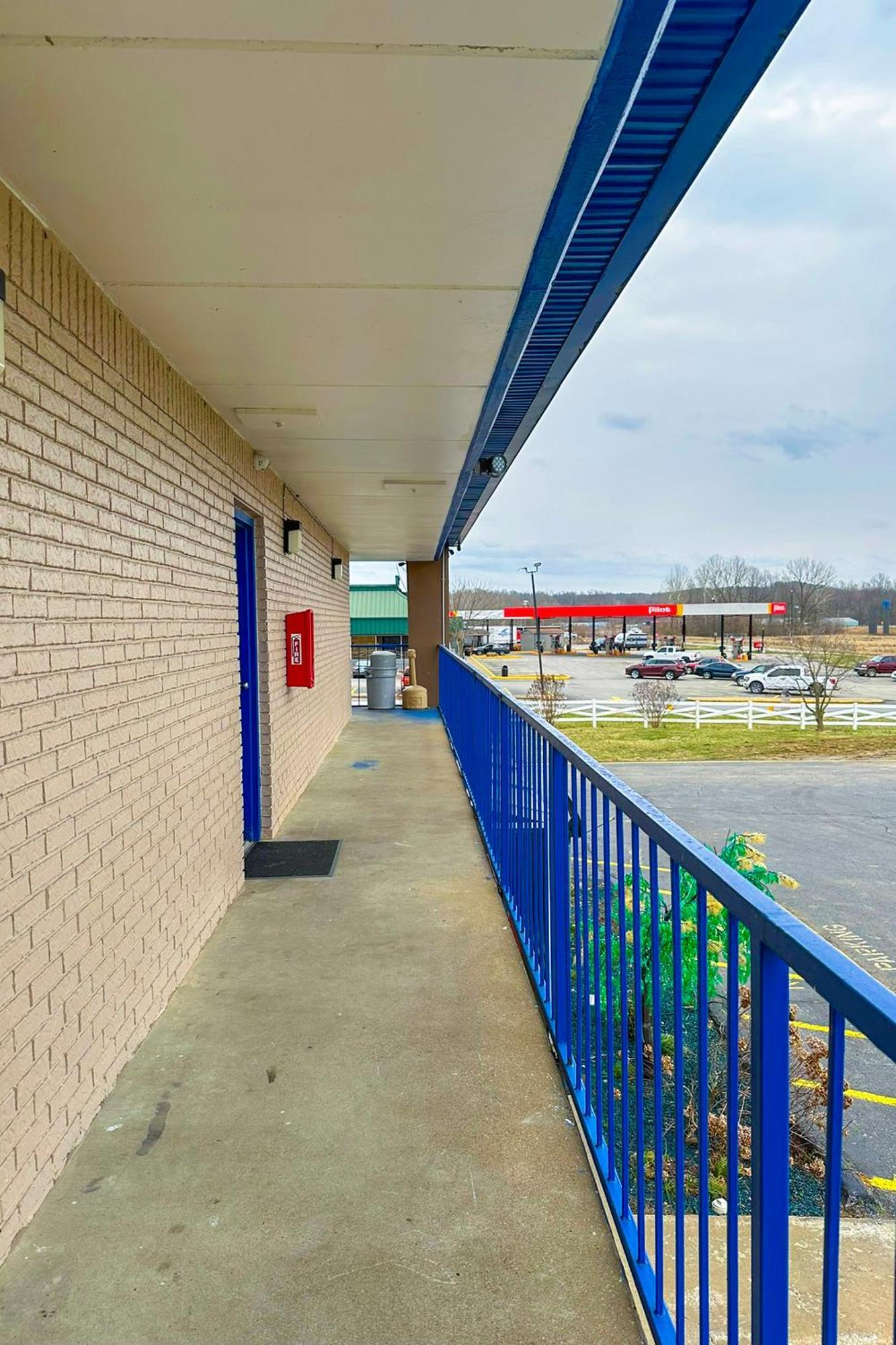 Happy Stay Inn Madisonville I-69 By Oyo エクステリア 写真